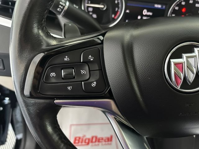 Used 2023 Buick Enclave Essence AWD/4WD image 11
