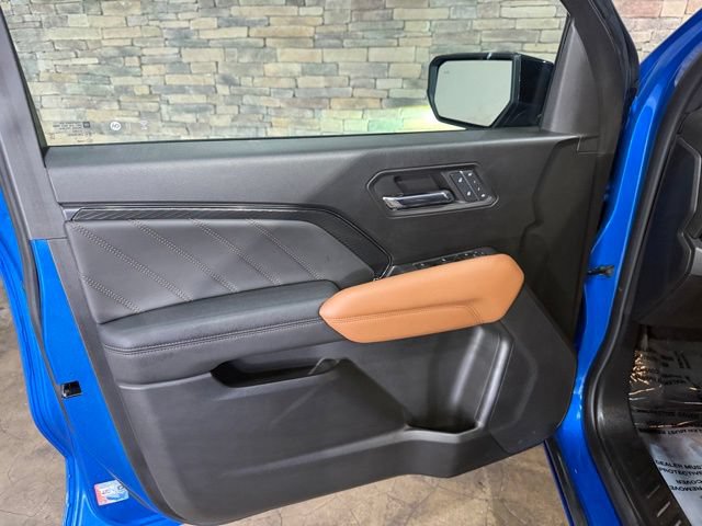 Used 2023 GMC Canyon AT4 w/ AT4 Premium Package AWD/4WD image 11