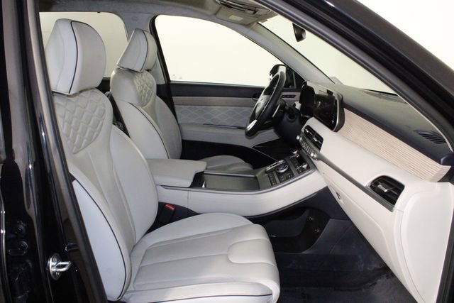 Used 2022 Hyundai Palisade Calligraphy image 18