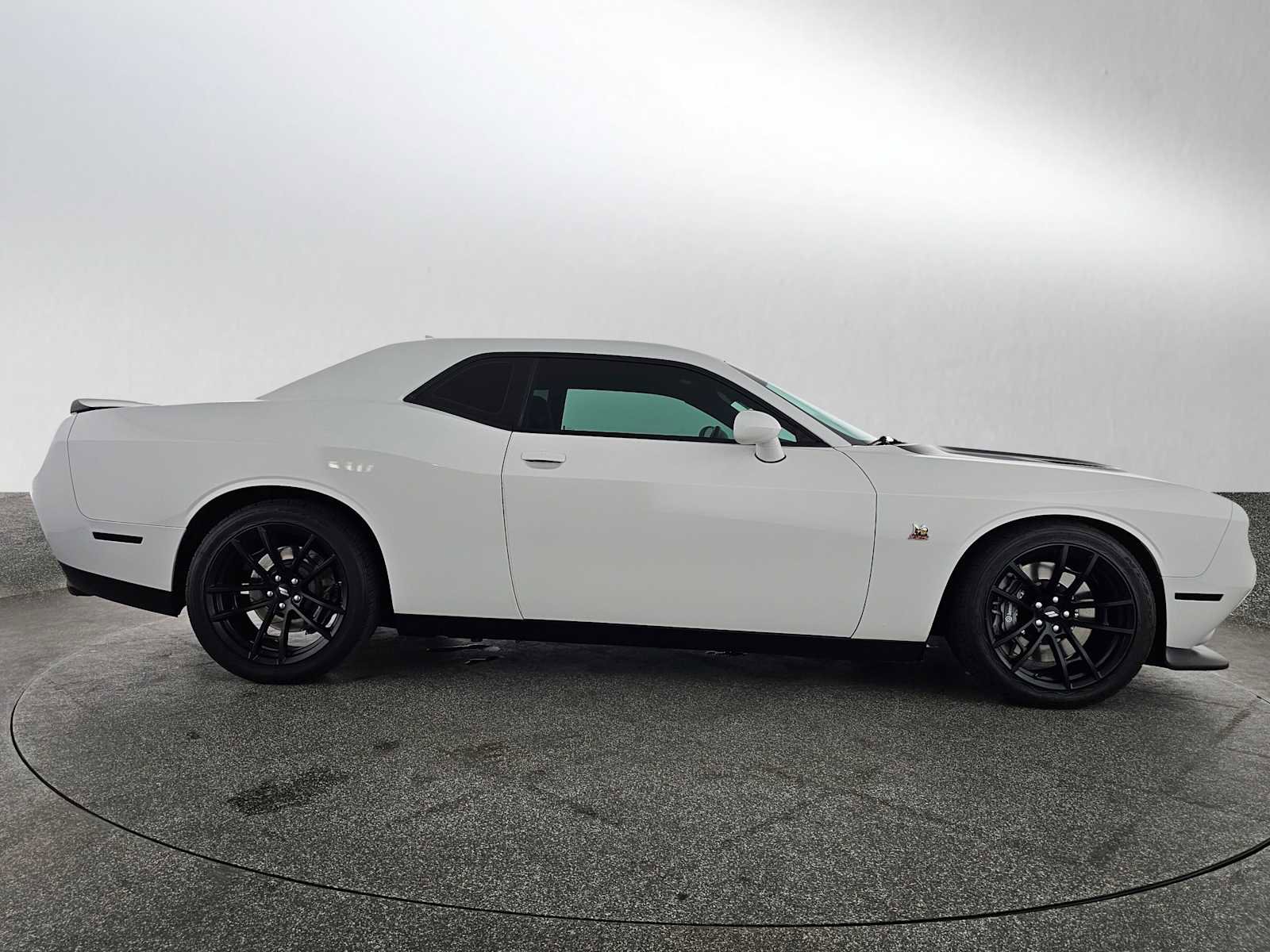 Used 2020 Dodge Challenger R/T Scat Pack w/ Dynamics Package image 2
