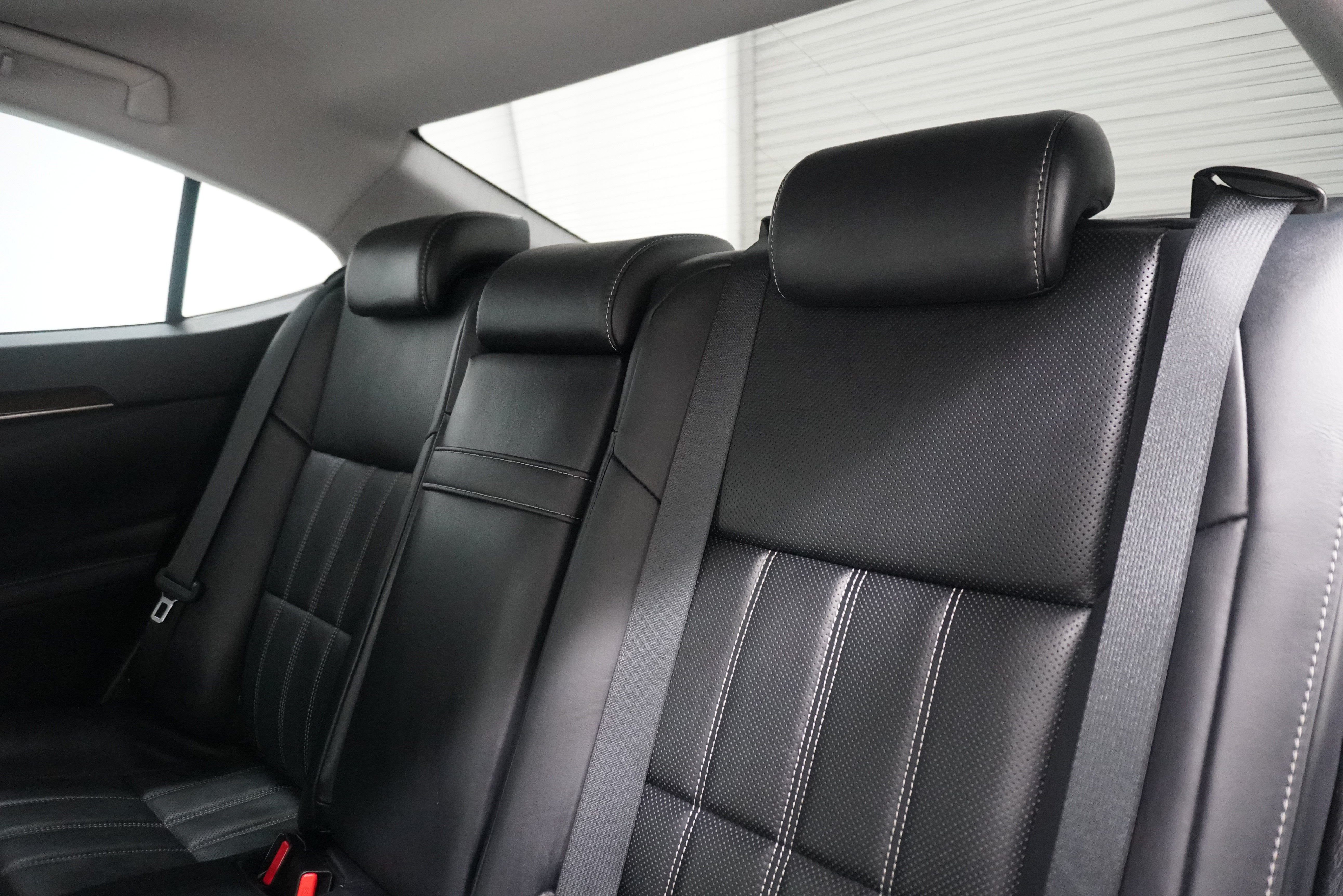 Used 2017 Lexus ES 350 w/ Luxury Package FWD image 12