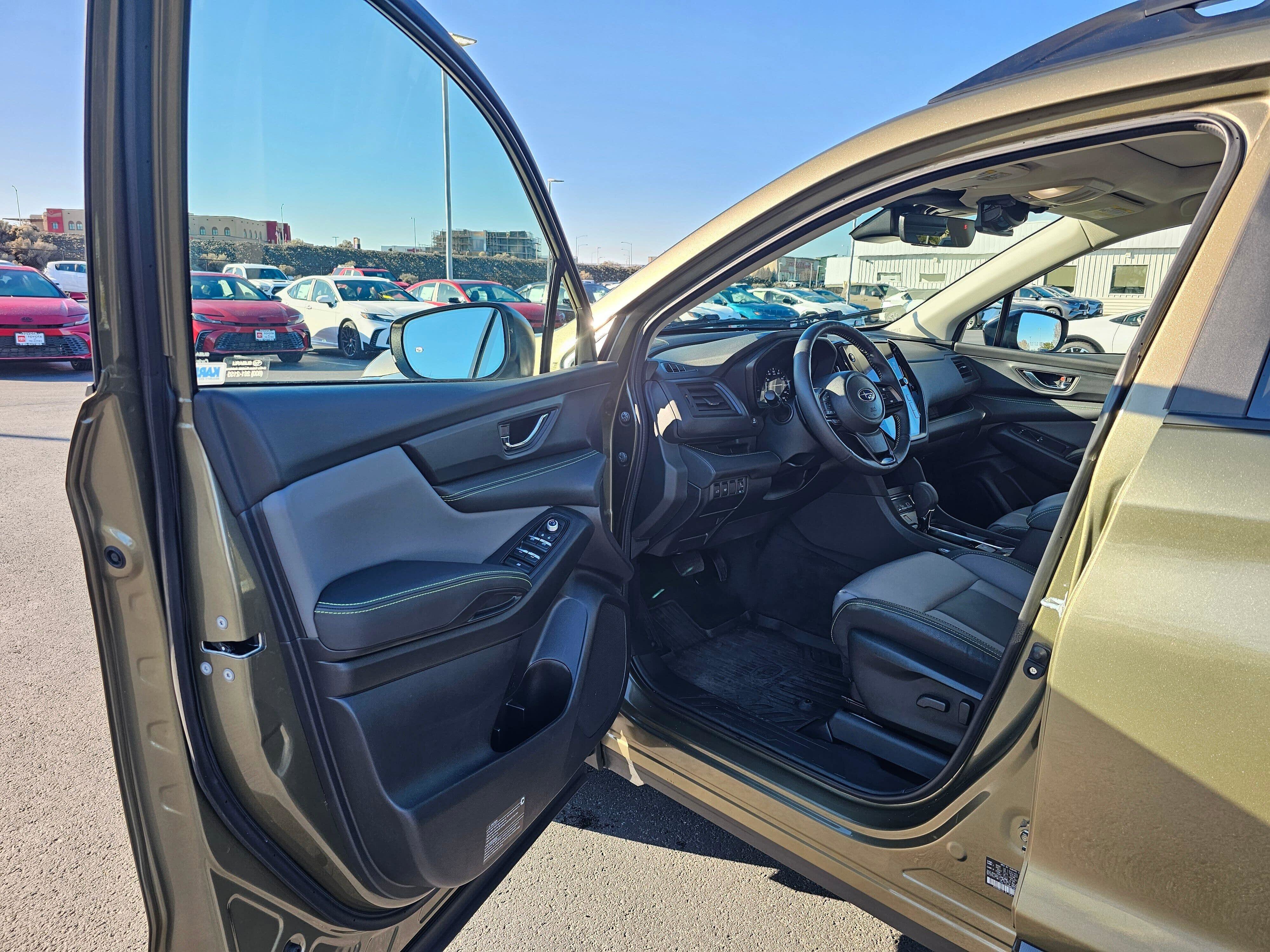 Used 2025 Subaru Ascent Onyx Edition AWD/4WD image 18