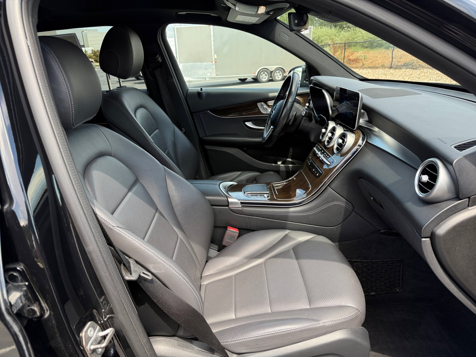 Used 2020 Mercedes-Benz GLC 300 4MATIC image 19