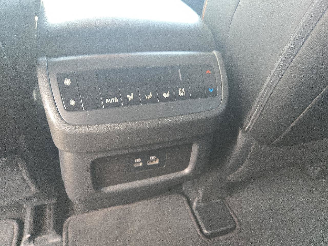 Used 2025 Nissan Pathfinder Rock Creek AWD/4WD image 15