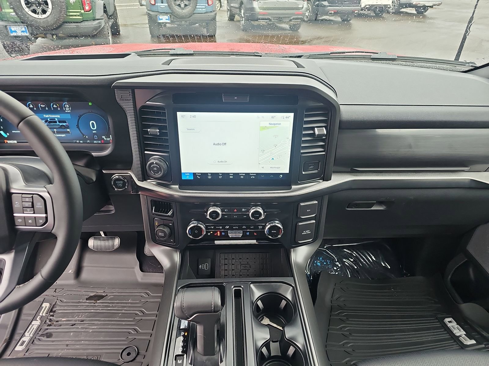 New 2025 Ford F150 Lariat w/ Equipment Group 502A High image 11