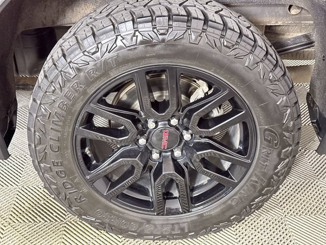 Used 2020 GMC Sierra 1500 Elevation w/ Elevation Value Package AWD/4WD image 34