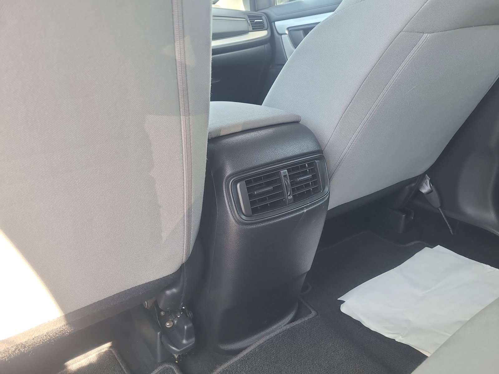 Used 2018 Honda CR-V LX image 31