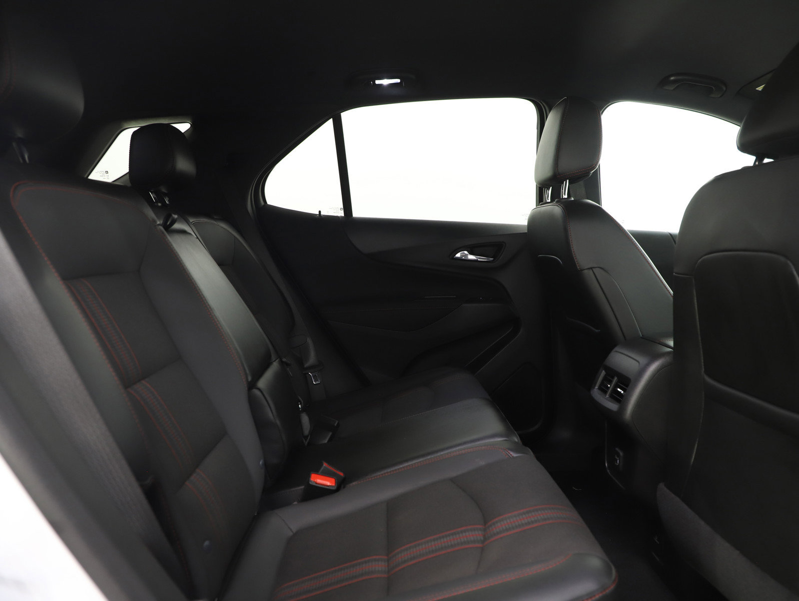 Used 2023 Chevrolet Equinox RS image 14