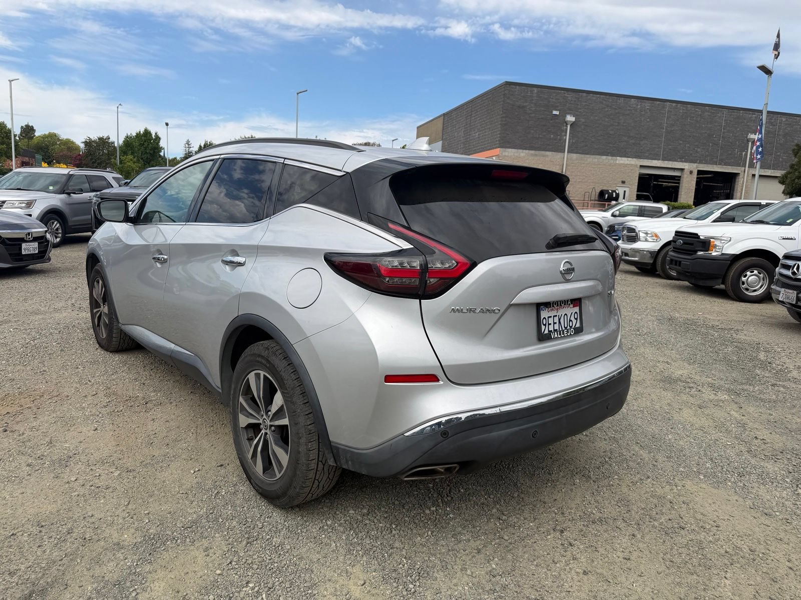 Used 2020 Nissan Murano SV AWD/4WD image 3