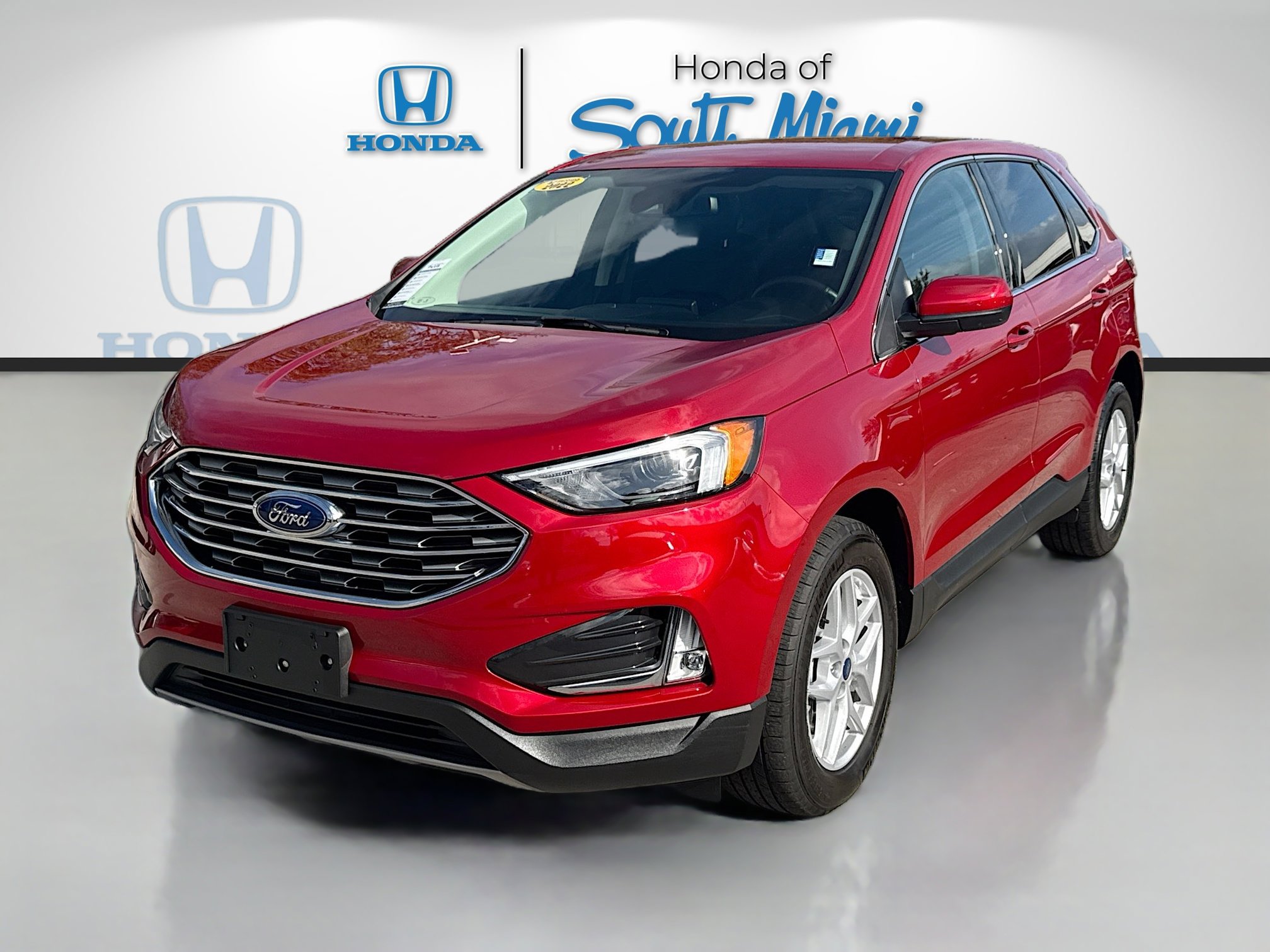 Used 2022 Ford Edge SEL w/ Convenience Package image 3