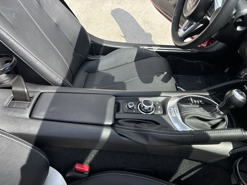 Used 2023 MAZDA MX-5 Miata Grand Touring w/ Weather Package RWD image 35