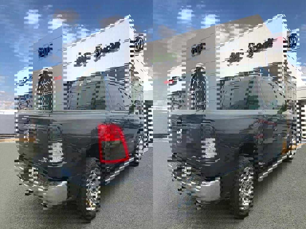 Used 2021 RAM 1500 Big Horn image 2