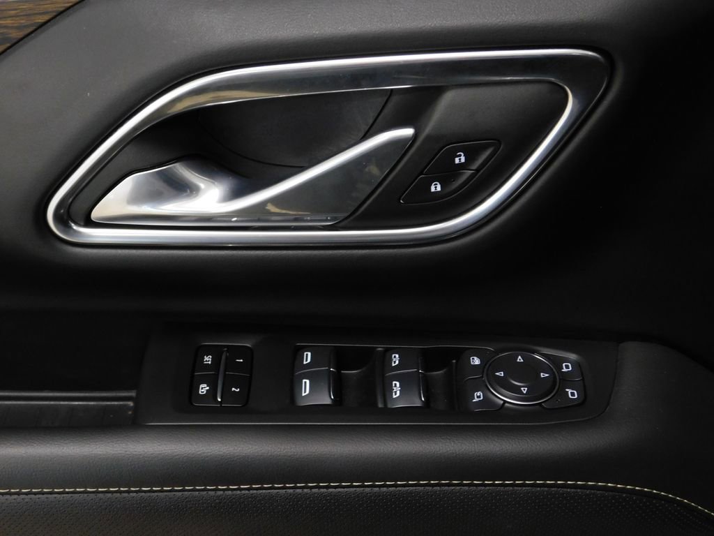 Used 2024 Chevrolet Tahoe Premier w/ Premium Package AWD/4WD image 24