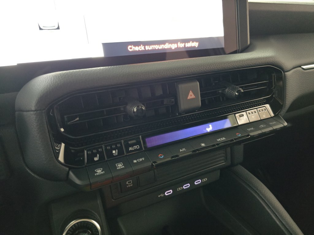 Used 2025 Toyota Land Cruiser AWD/4WD image 25