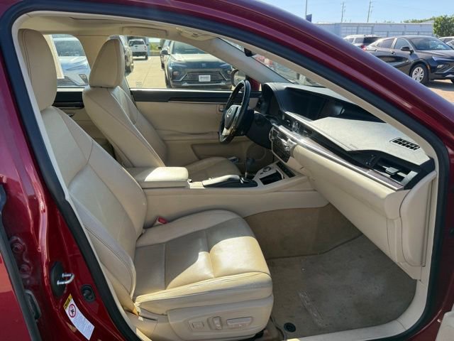 Used 2013 Lexus ES 350 w/ Luxury Pkg FWD image 24