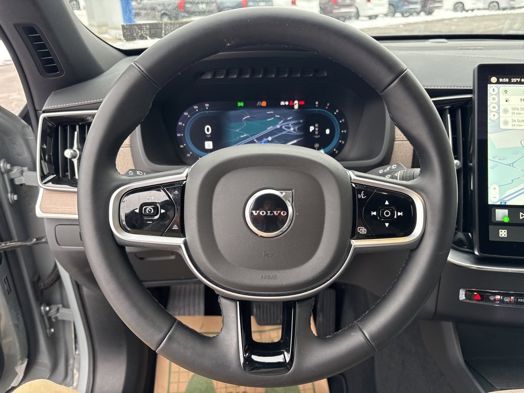 Certified 2025 Volvo XC90 B6 Plus image 24
