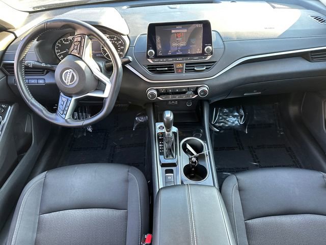 Used 2021 Nissan Altima 2.5 SV w/ SV Premium Package image 17