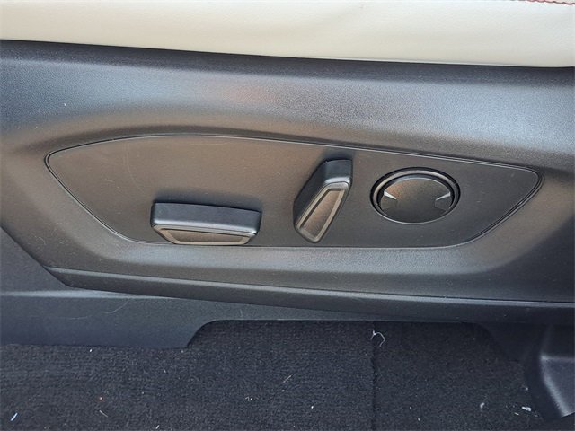 New 2026 Ford Explorer Active w/ Active Comfort Package image 9