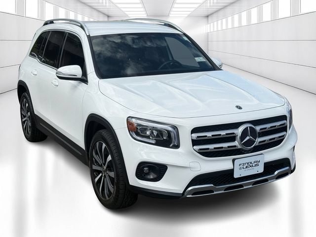 Used 2020 Mercedes-Benz GLB 250 4MATIC image 3