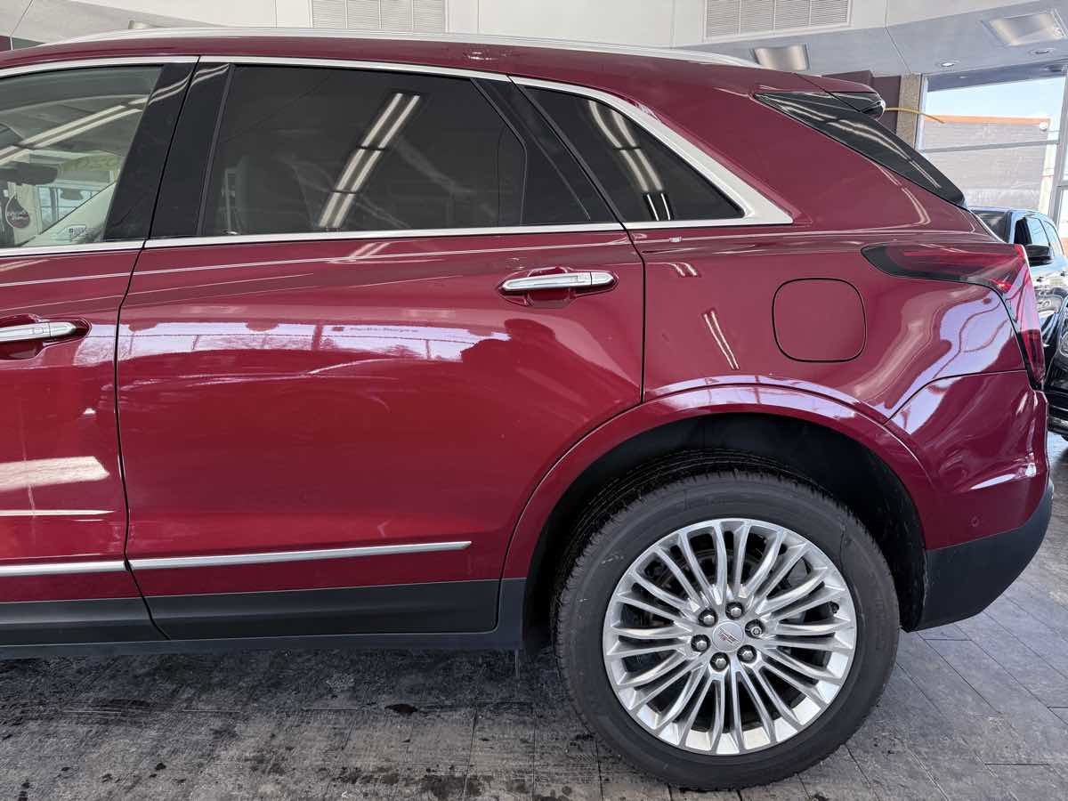 Used 2020 Cadillac XT5 Premium Luxury AWD/4WD image 12