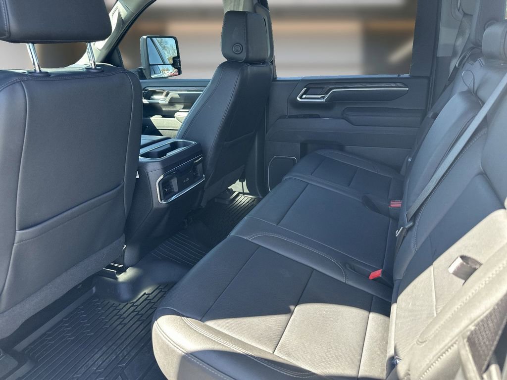 Certified 2025 GMC Sierra 3500 SLT w/ SLT Convenience Package image 11