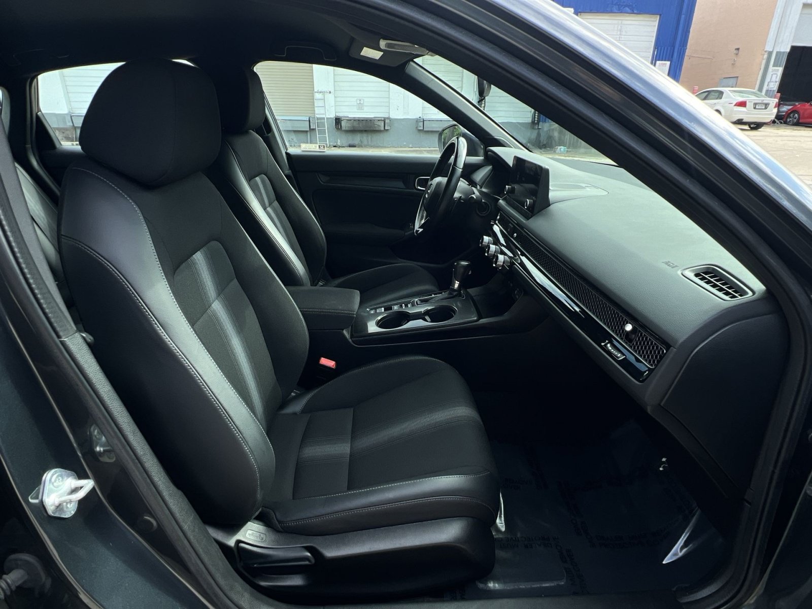 Used 2023 Honda Civic Sport image 32