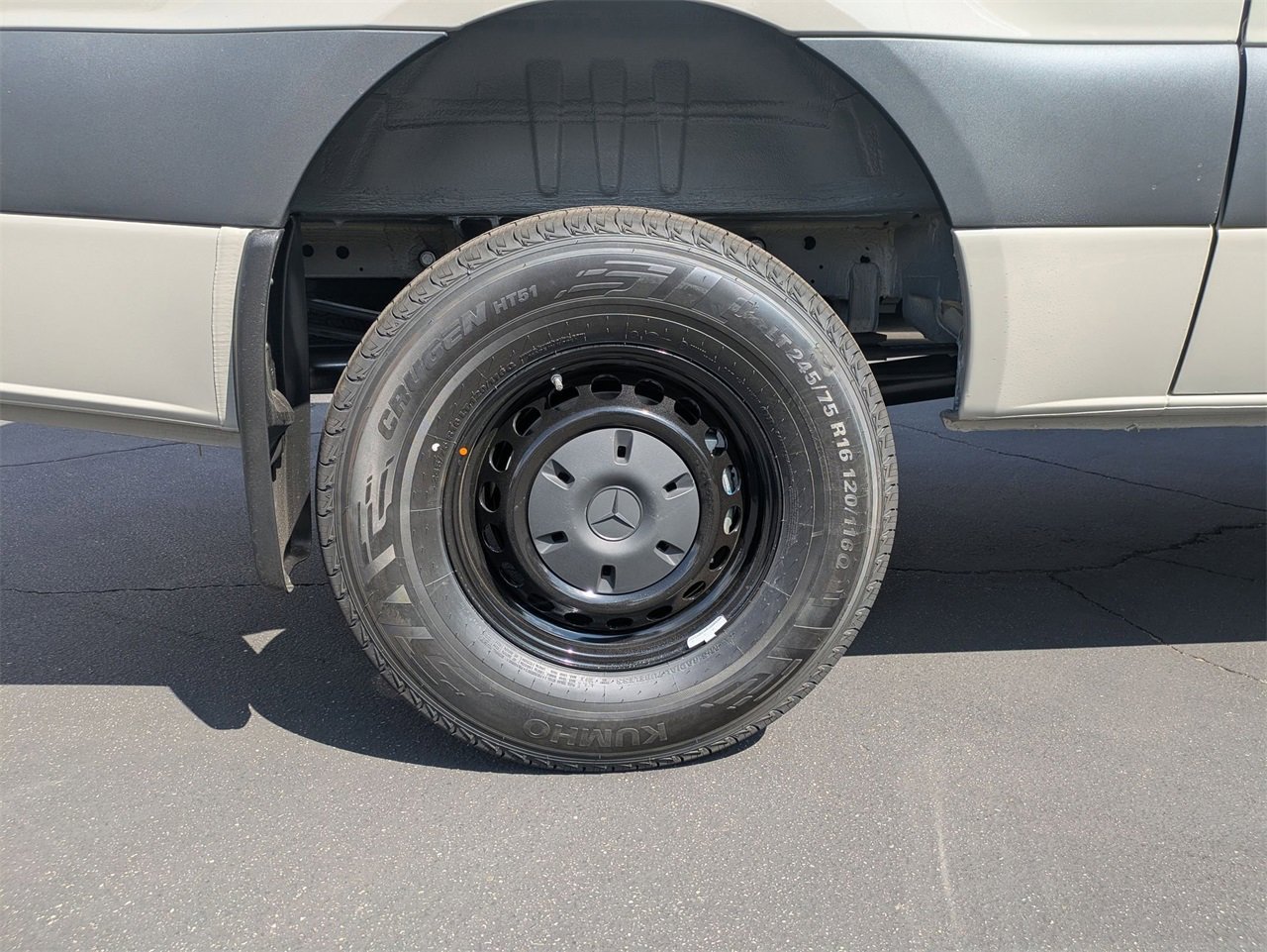 New 2025 Mercedes-Benz Sprinter 2500 image 13