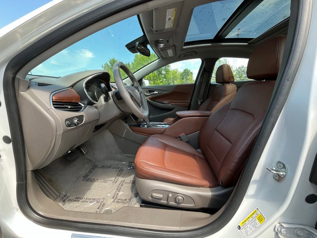 Certified 2016 Chevrolet Malibu Premier w/ Driver Confidence Package II FWD image 9