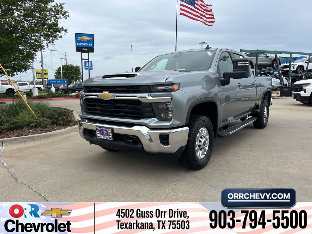 Used 2025 Chevrolet Silverado 2500 LT w/ Convenience Package AWD/4WD image 1