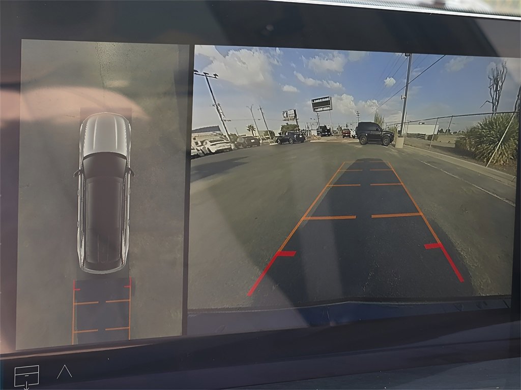 New 2026 Cadillac Escalade IQ Luxury 1 w/ LPO, Floor Liner Package image 27