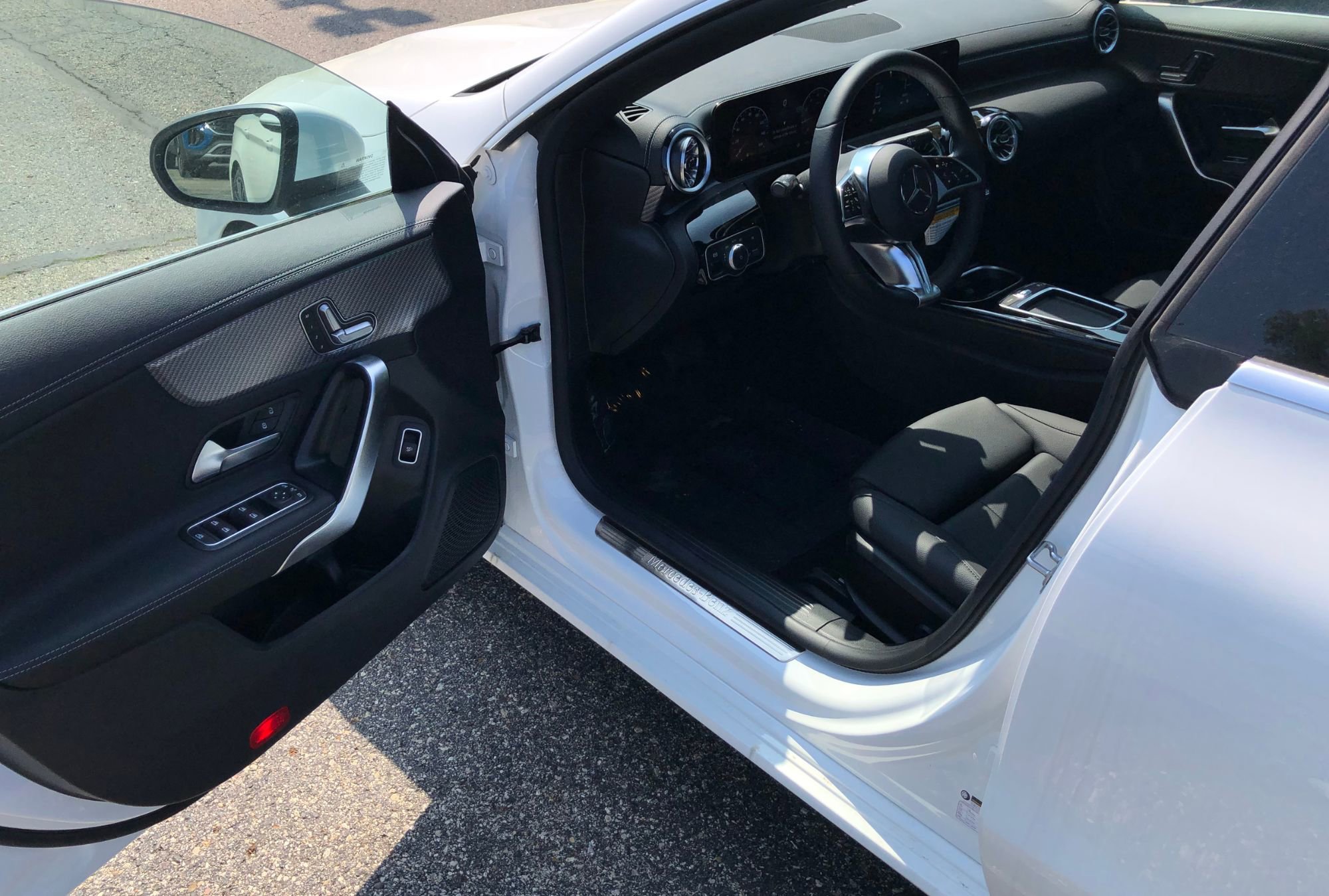 New 2025 Mercedes-Benz CLA 250 4MATIC image 11