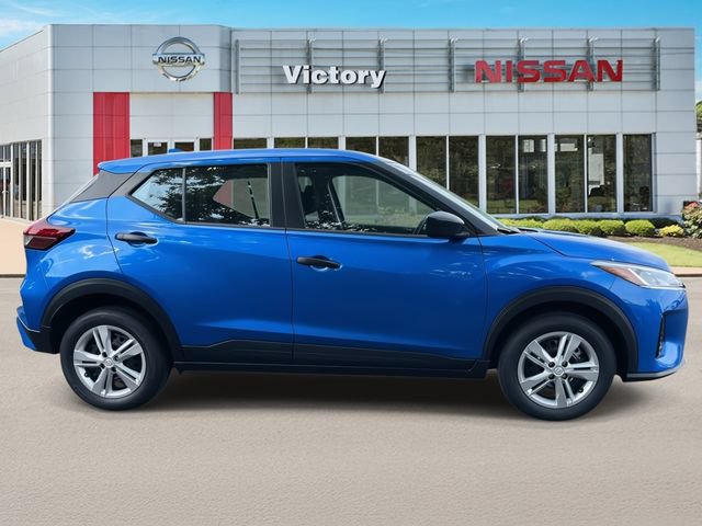 New 2025 Nissan Kicks Play S FWD image 2