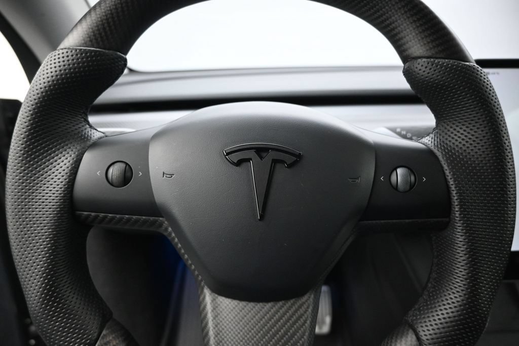 Used 2023 Tesla Model Y Long Range AWD/4WD image 10