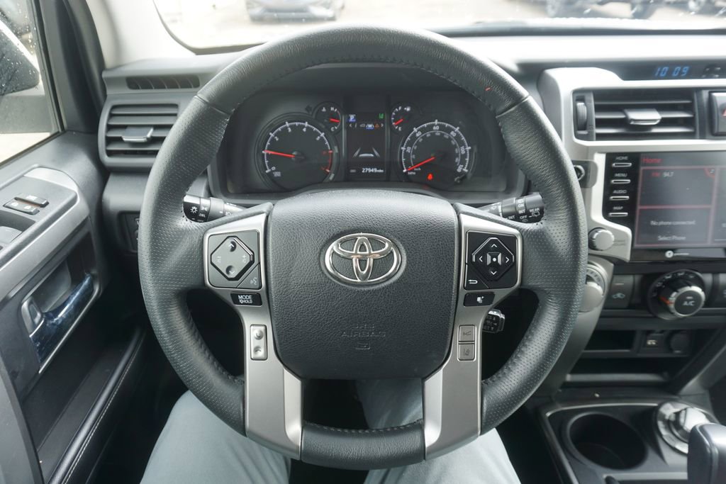 Used 2024 Toyota 4Runner SR5 image 3
