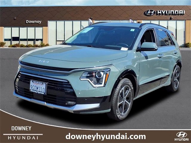 Used 2023 Kia Niro SX