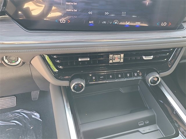 New 2026 Chevrolet Suburban LS image 33