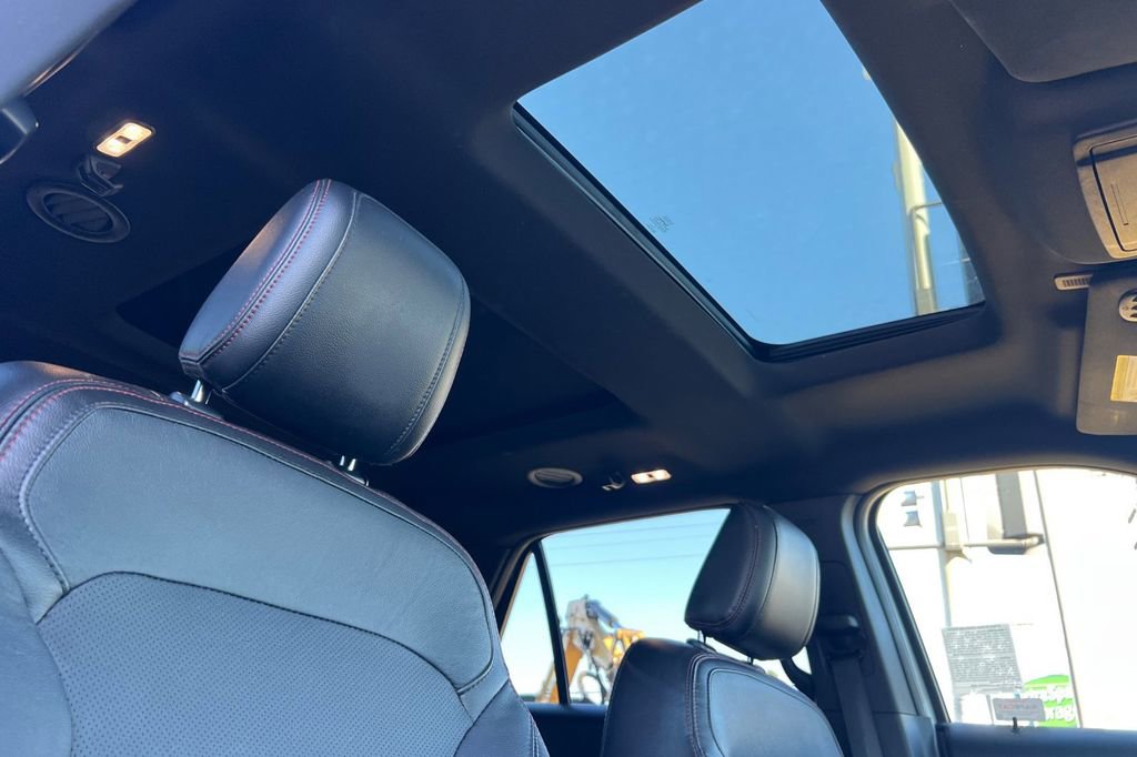 Certified 2018 Ford Explorer Sport w/ Equipment Group 401A image 19
