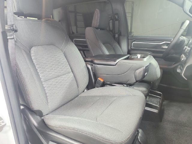 Used 2025 RAM 1500 Big Horn AWD/4WD image 42