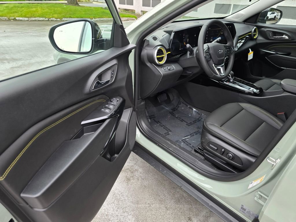 New 2026 Chevrolet Trax ACTIV w/ Driver Confidence Package image 21