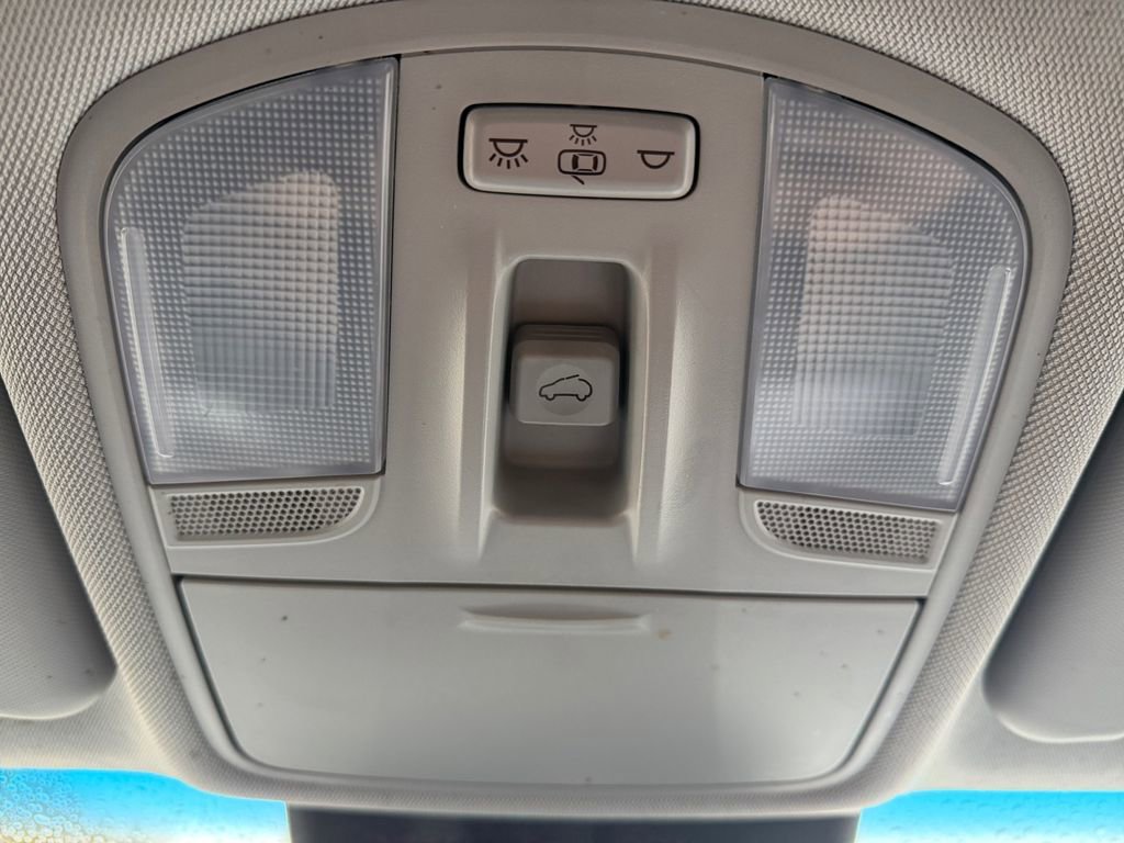 Used 2021 Hyundai Kona Ultimate w/ Cargo Package image 27