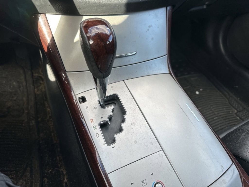 Used 2009 Toyota Avalon Limited image 26