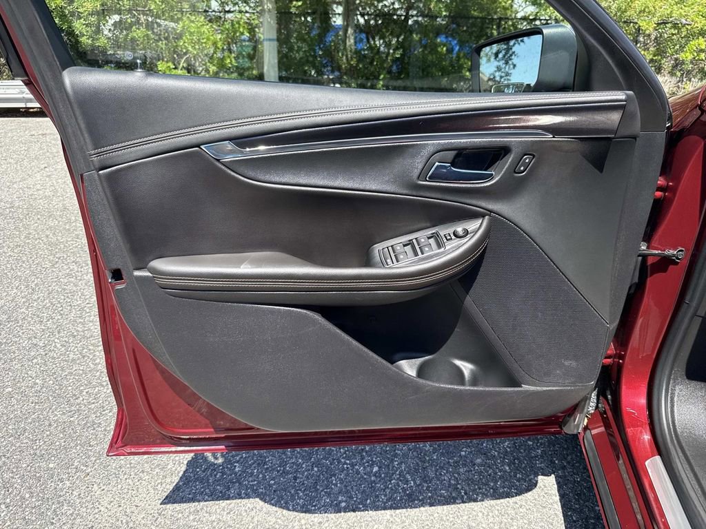 Used 2016 Chevrolet Impala LTZ FWD image 22