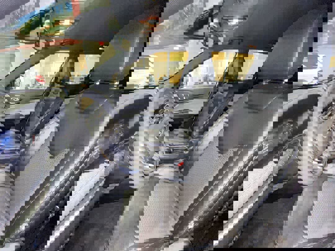 Used 2024 Jeep Compass Latitude image 13