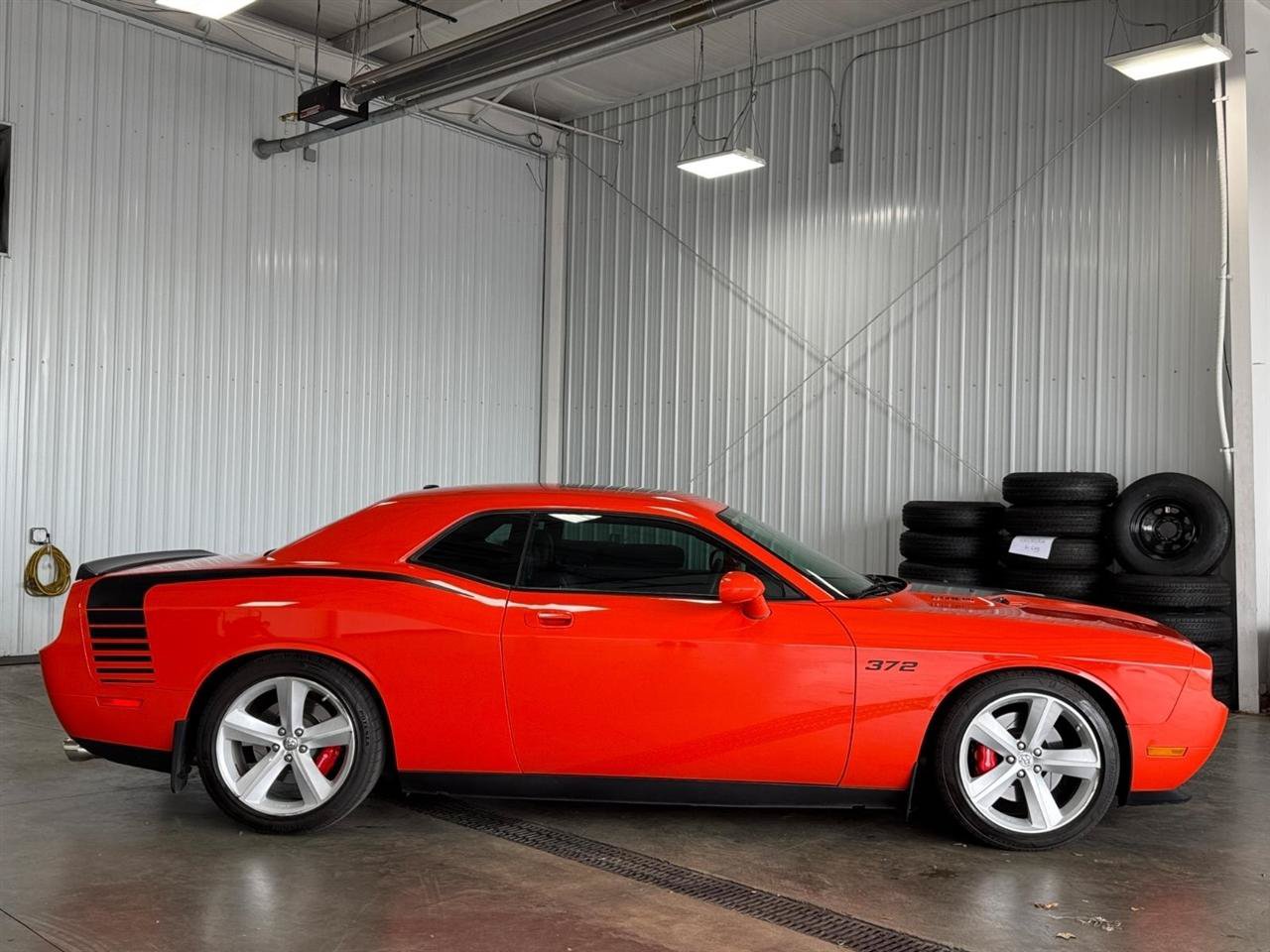 Used 2008 Dodge Challenger SRT8 RWD image 2