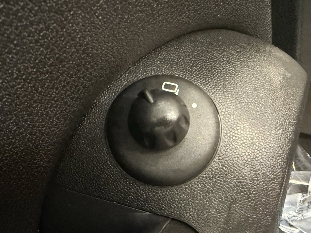 Used 2013 MINI Cooper Hardtop image 14