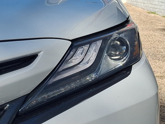 Used 2024 Toyota Camry XSE FWD image 9