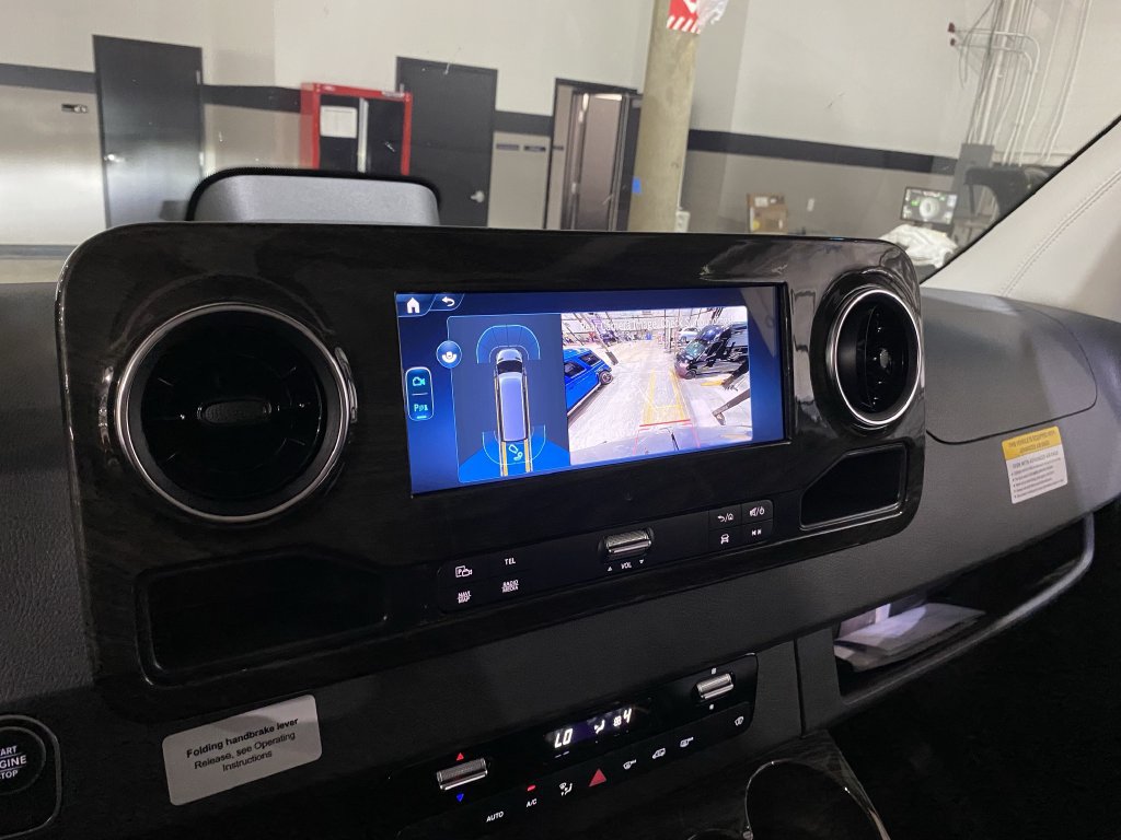 Used 2025 Mercedes-Benz Sprinter 3500 image 5