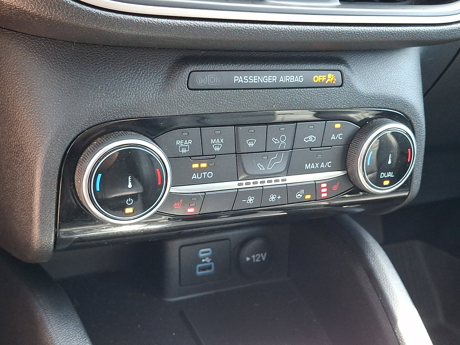 Certified 2022 Ford Escape SEL AWD/4WD image 19