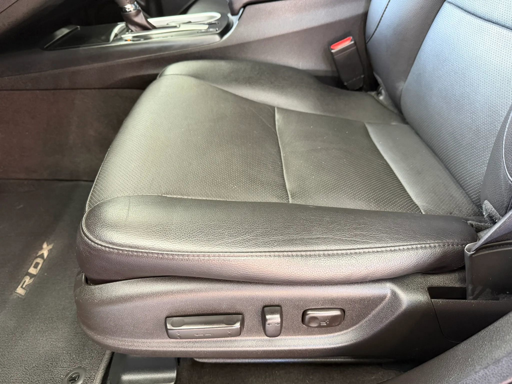 Used 2017 Acura RDX FWD w/ Advance Package image 9