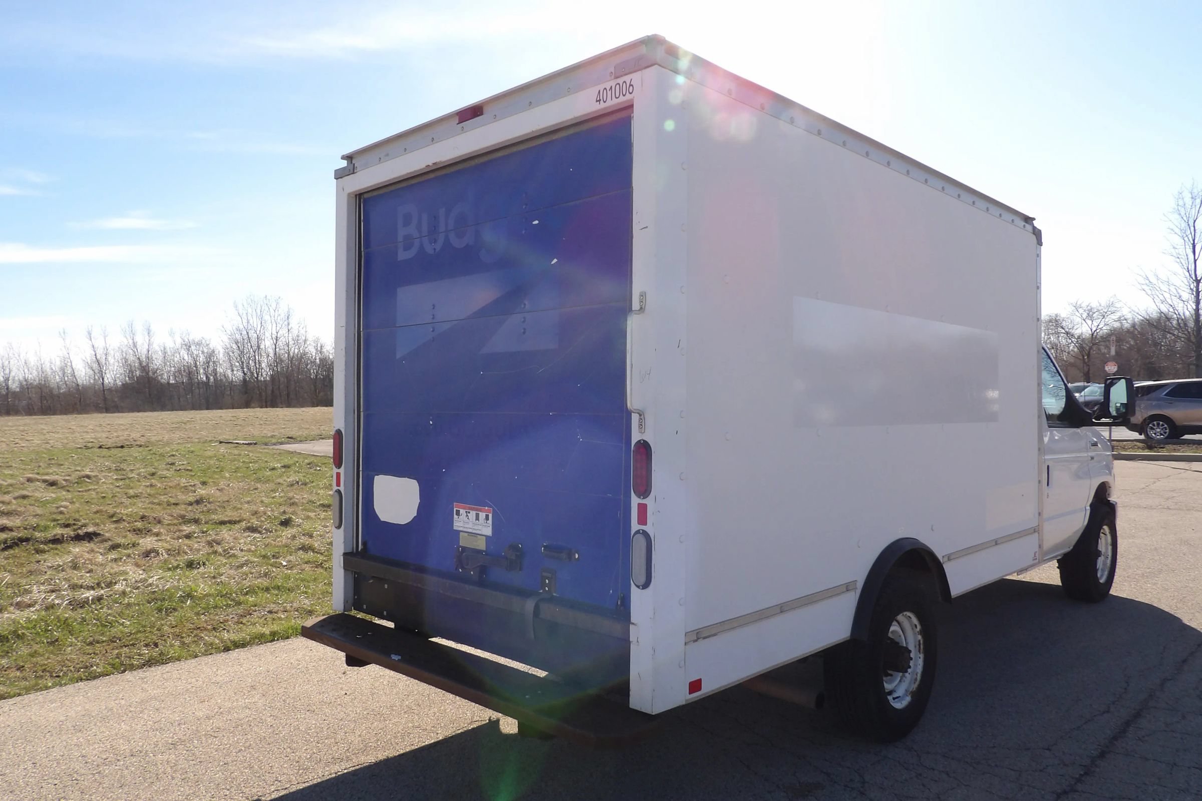 Used 2014 Ford E-350 and Econoline 350 Super Duty RWD image 4